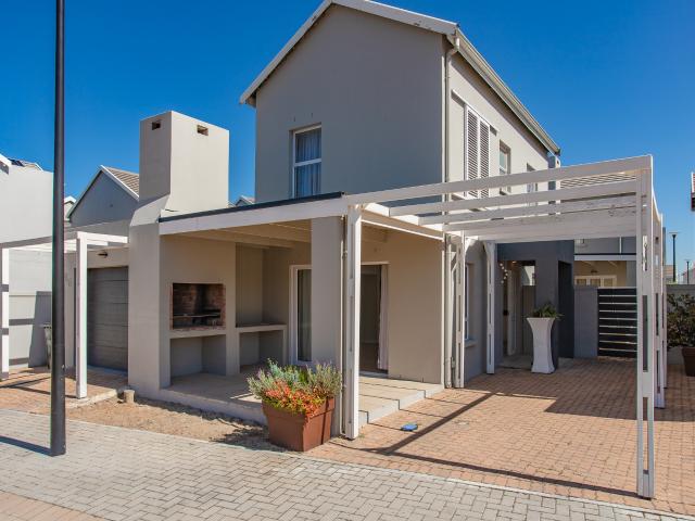 House for sale in Paarl, Western Cape