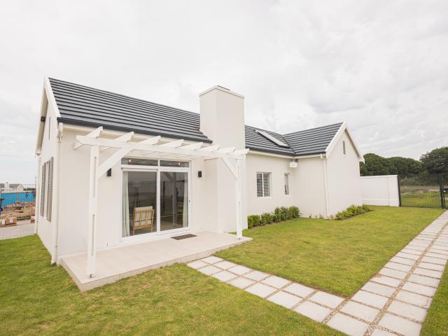 House for sale in Baardskeerdersbos, Western Cape
