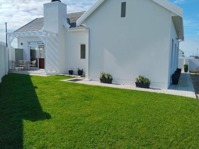 House for sale in Baardskeerdersbos, Western Cape