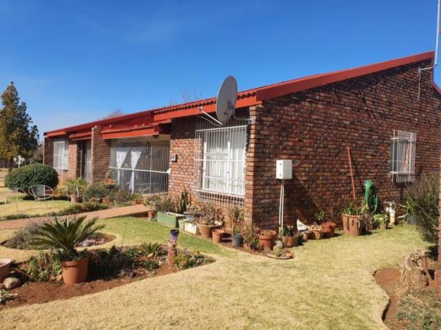 House for sale in Klerksdorp, Matlosana Local Municipality