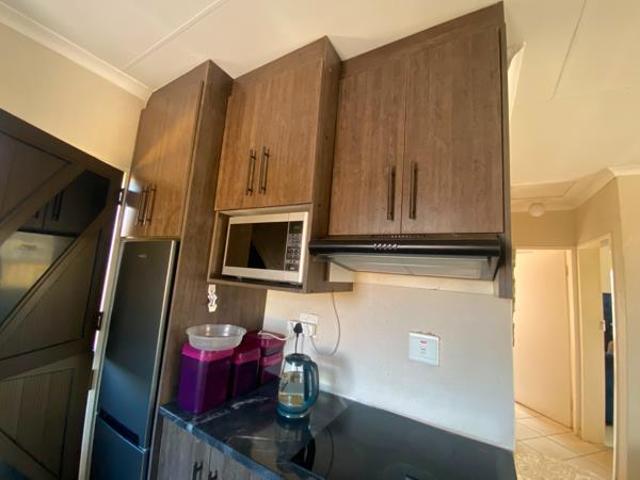 House for rent in Waterkloof, Gauteng
