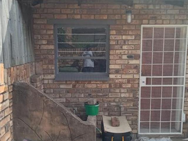 House for sale in West Rand Garden estates, Westonaria Local Municipality