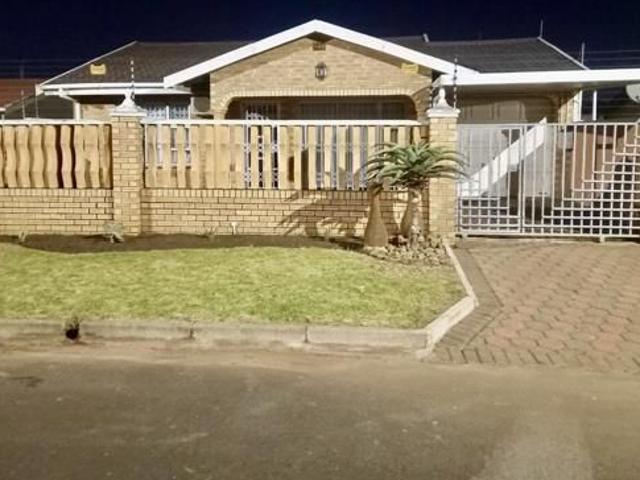 House for rent in Seaview, Kwazulu-natal