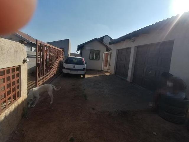 House for sale in Vosloorus, Gauteng