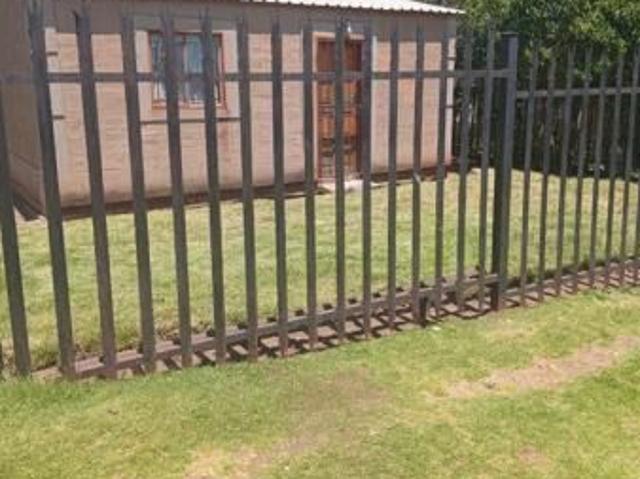 House for rent in Farrarmere, Ekurhuleni