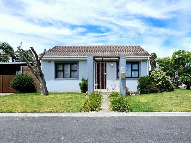 House for sale in Kraaifontein, Western Cape