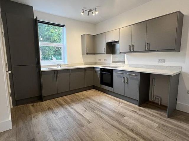 House for rent in Moor End, Leeds