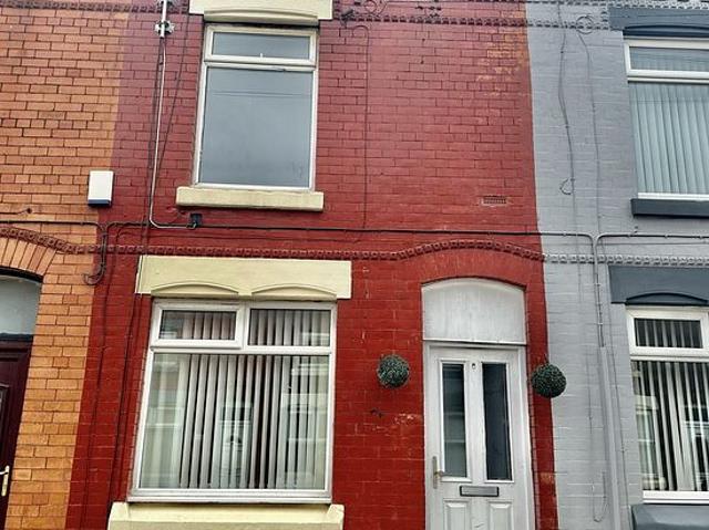 House for rent in Calderstones