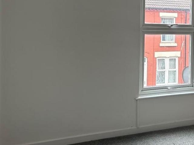 House for rent in Kensington, Calderstones