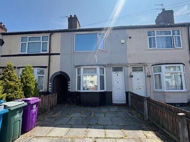 House for rent in Calderstones