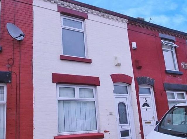 House for rent in Calderstones