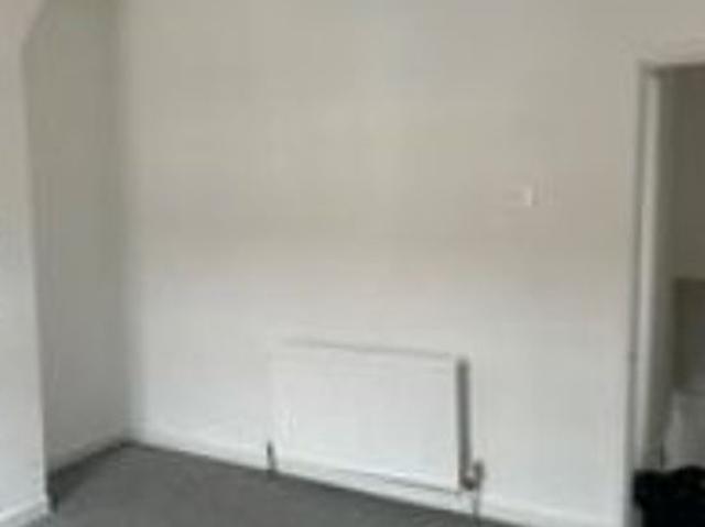 House for rent in Kensington, Calderstones