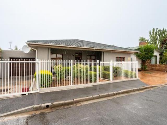 House for rent in Cape Town, Western Cape