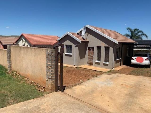 House for rent in Waterkloof, Gauteng