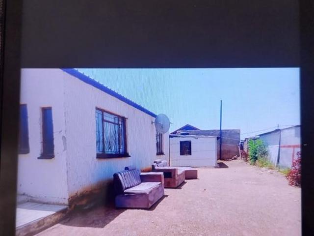 House for sale in Waterkloof, Gauteng