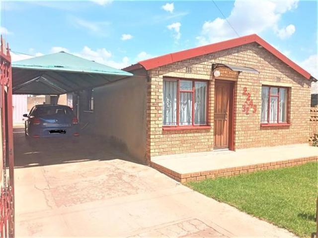 House for rent in Senaoane, Soweto