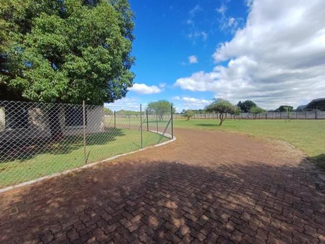 House for rent in North West