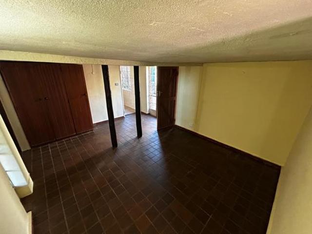 House for rent in North West