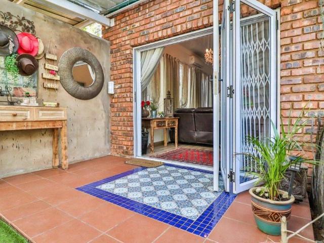House for rent in Hartbeespoort Dam Nature Reserve, North West