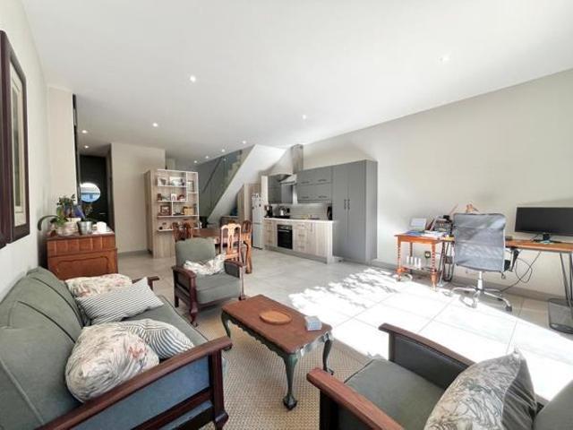 House for rent in Waterkloof, Gauteng