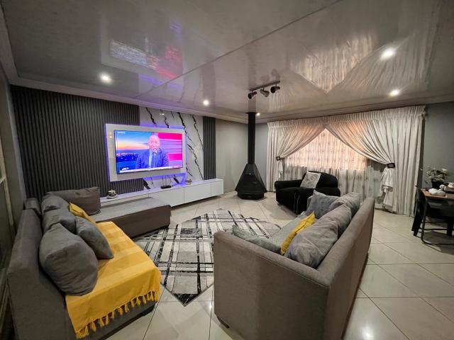 House for sale in Waterkloof, Gauteng