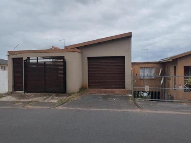 House for rent in Chatsworth, Kwazulu-natal