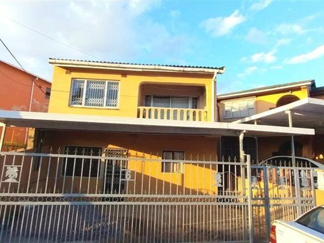 House for rent in Chatsworth, Kwazulu-natal