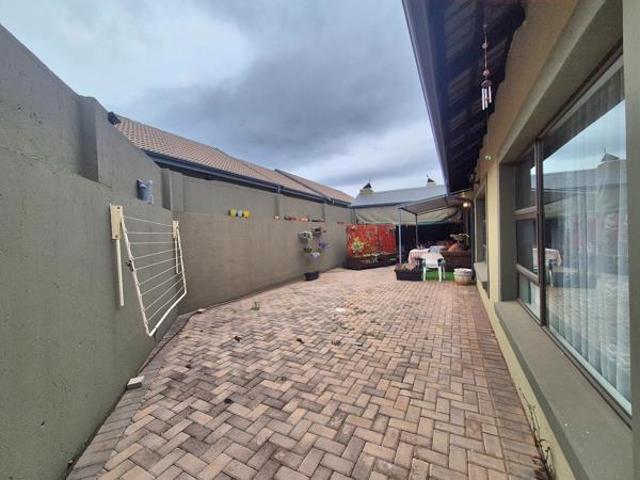House for sale in Naboomspruit, Limpopo