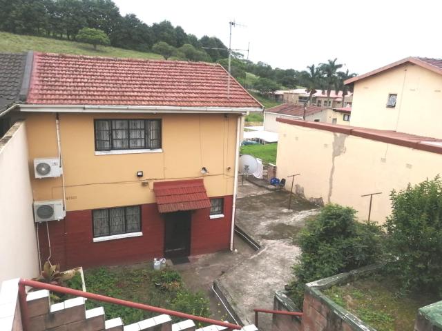 House for sale in Chatsworth, Kwazulu-natal