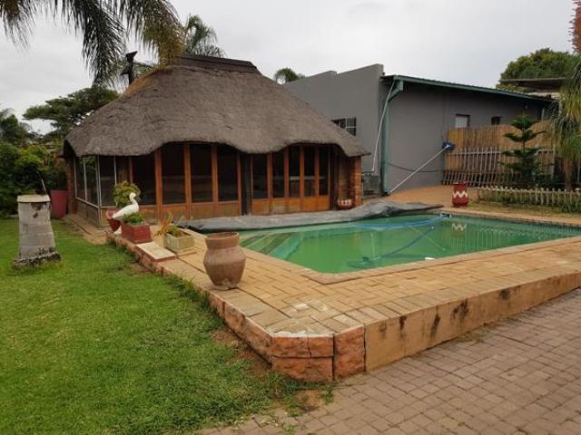 House for rent in Waterkloof, Gauteng