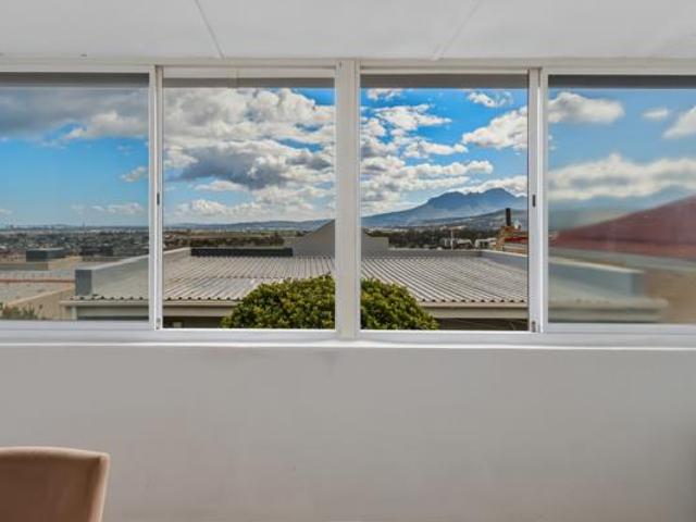 House for sale in Cape Town, Western Cape