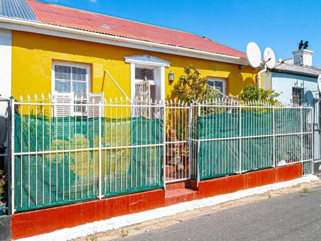 House for sale in Cape Town, Western Cape