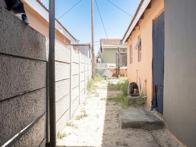 House for sale in Cape Town, Western Cape