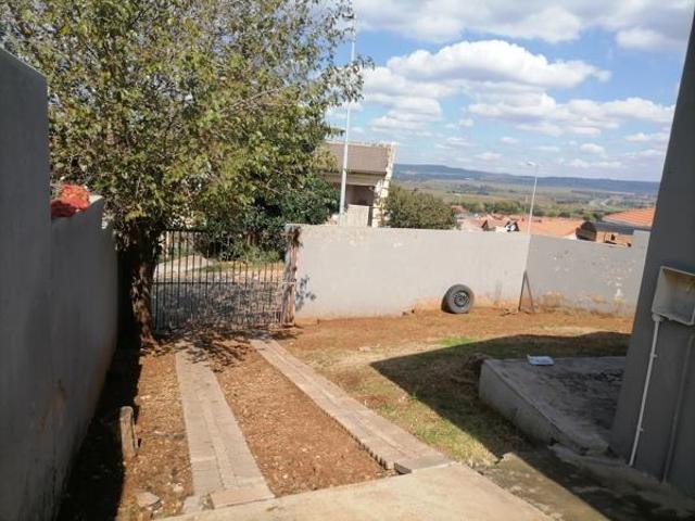 House for rent in Vosloorus, Gauteng