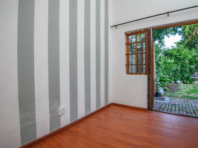 House for sale in Cape Town, Western Cape