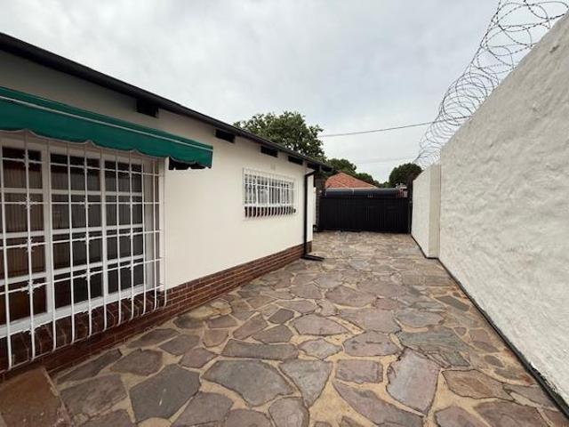 House for rent in Vosloorus, Gauteng