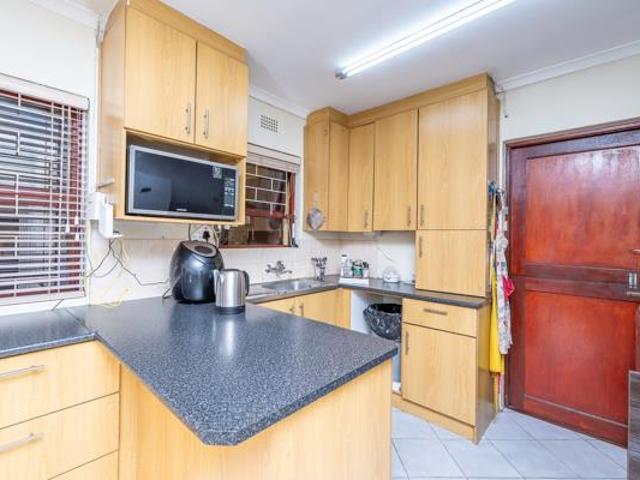 House for sale in Cape Town, Western Cape