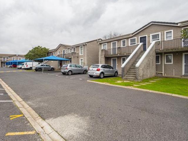 House for sale in Cape Town, Western Cape