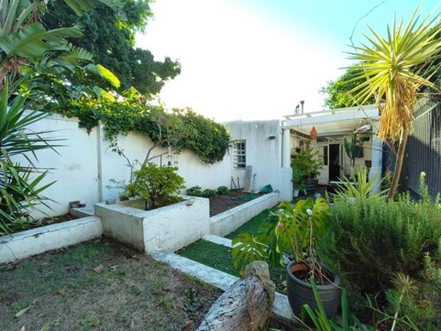 House for sale in Cape Town, Western Cape