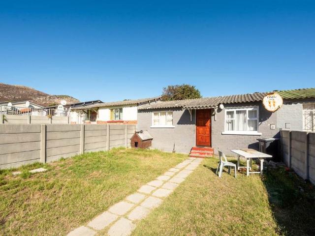 House for sale in Cape Town, Western Cape