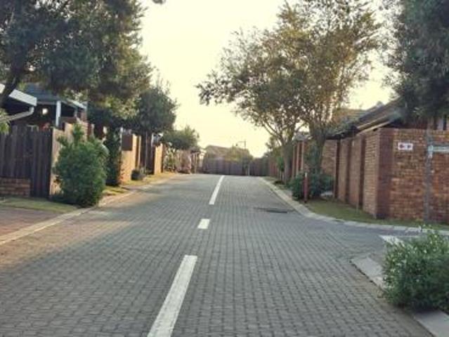 House for rent in Waterkloof, Gauteng