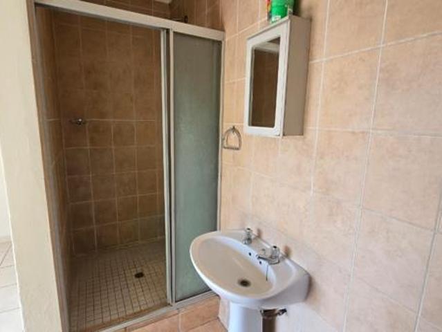 House for rent in Vosloorus, Gauteng