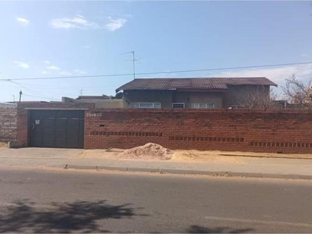 House for rent in Orlando, Soweto