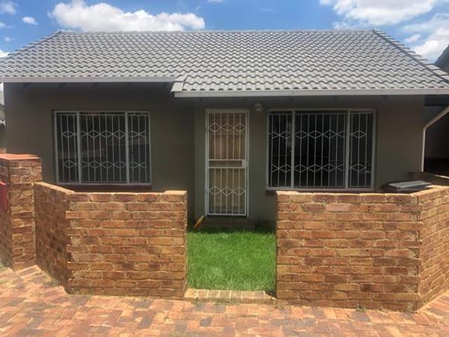 House for rent in Vosloorus, Gauteng