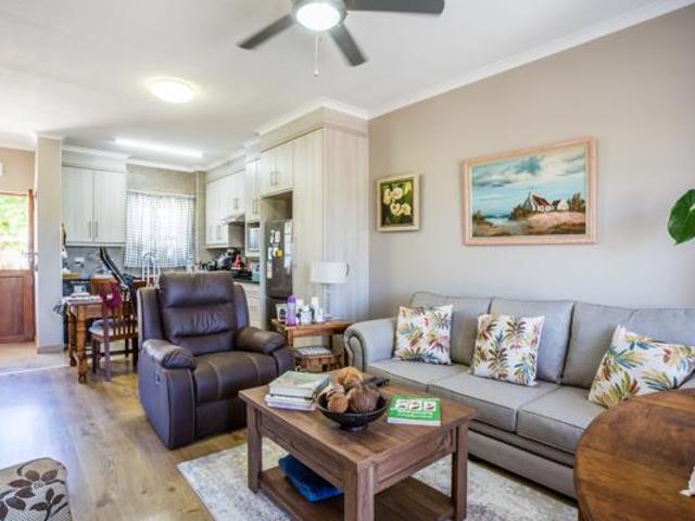 House for sale in Groot Brak Rivier, Western Cape