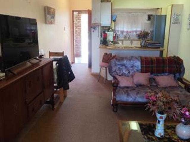 House for sale in Oudtshoorn Local Municipality, Garden Route District Municipality