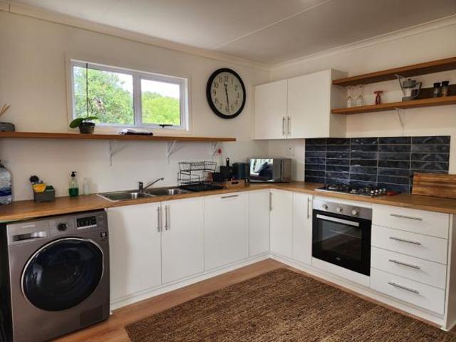 House for sale in Jeffreys Bay, Kouga Local Municipality