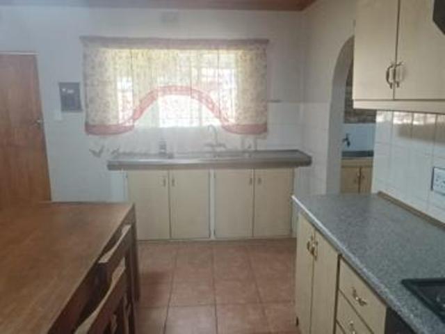 House for sale in Petrusburg, Letsemeng Local Municipality