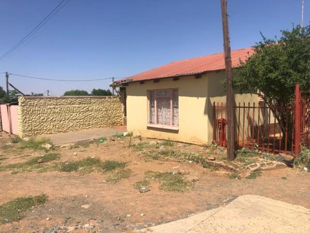House for sale in Xhariep District Municipality, Free State