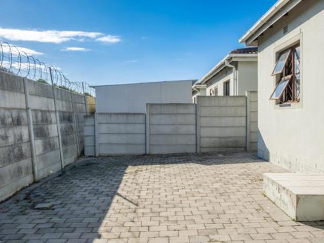 House for sale in Cape Town, Western Cape